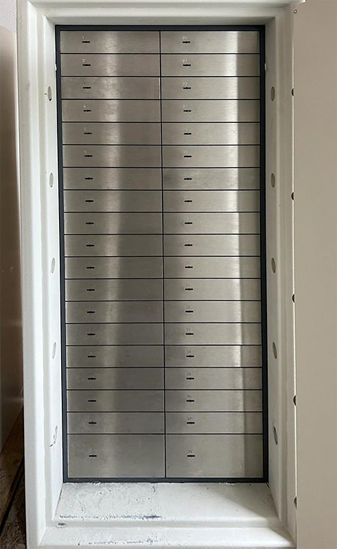 gebrauchter Panzerschrank mit Mietfächern D 10